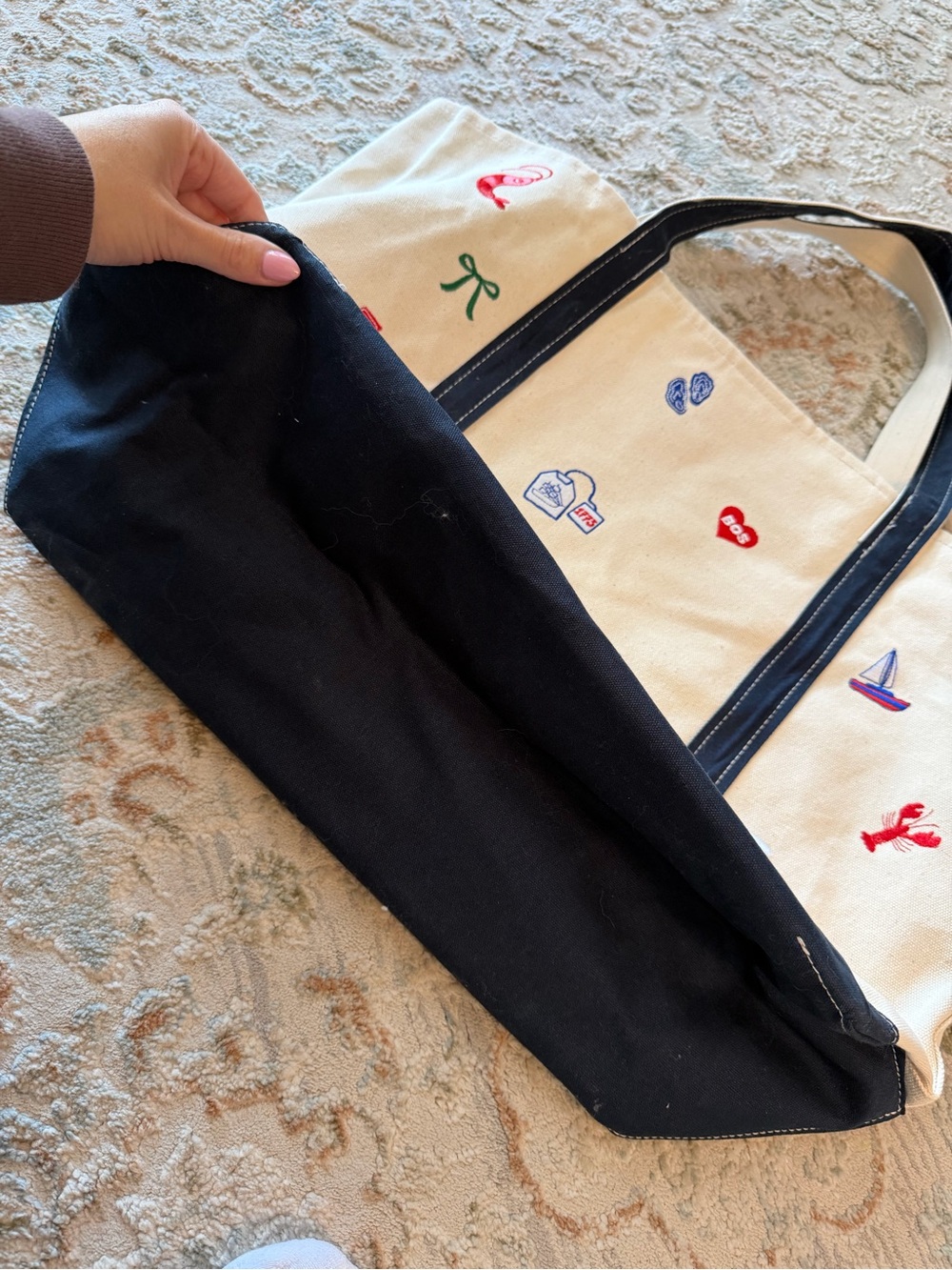Boston Tote Bag! Alice & Wonder - Picture 3 of 8